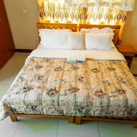 Runako Lodge Arusha Quarto foto